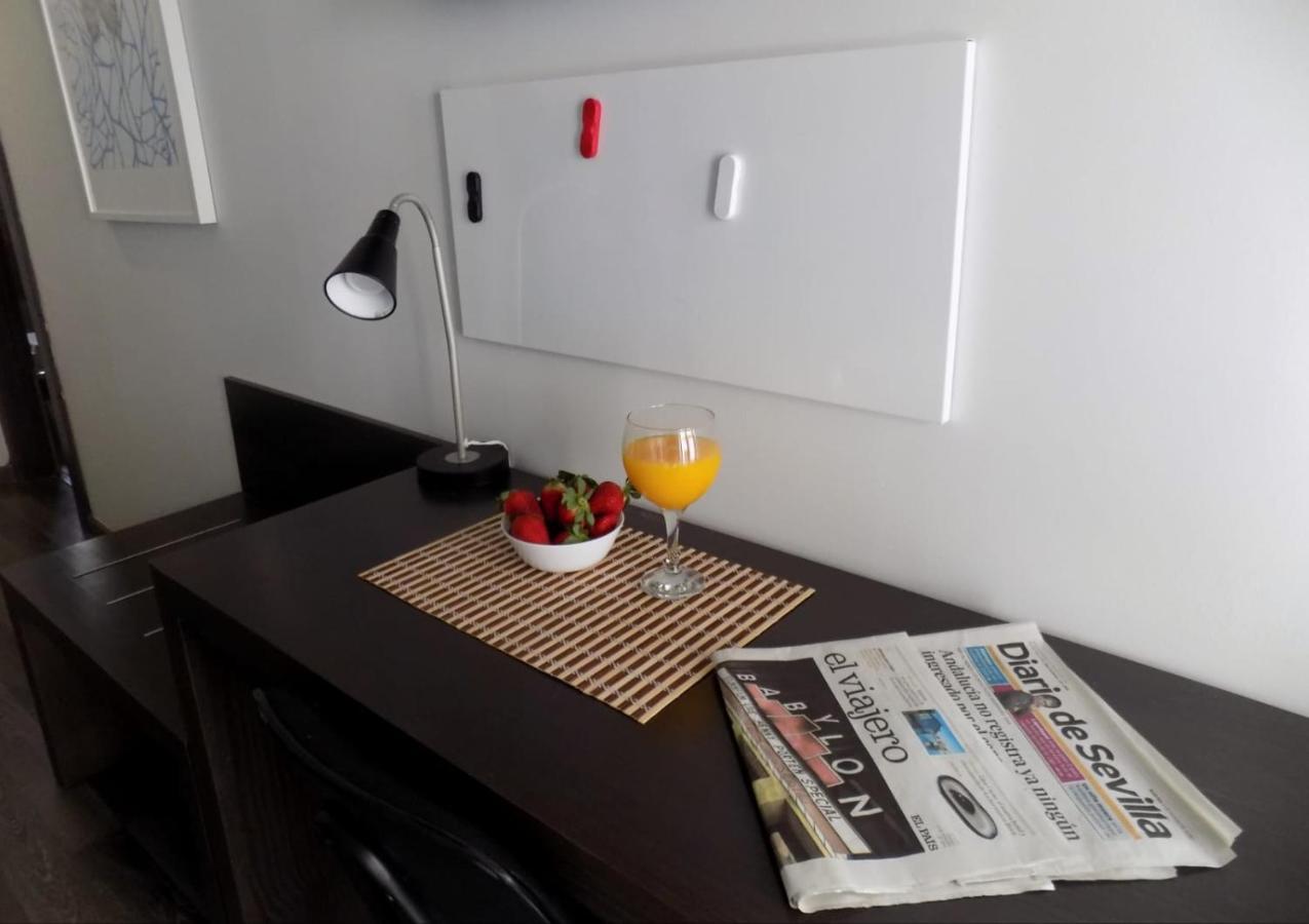 세비야 Residencia Viriato 호스텔 외부 사진