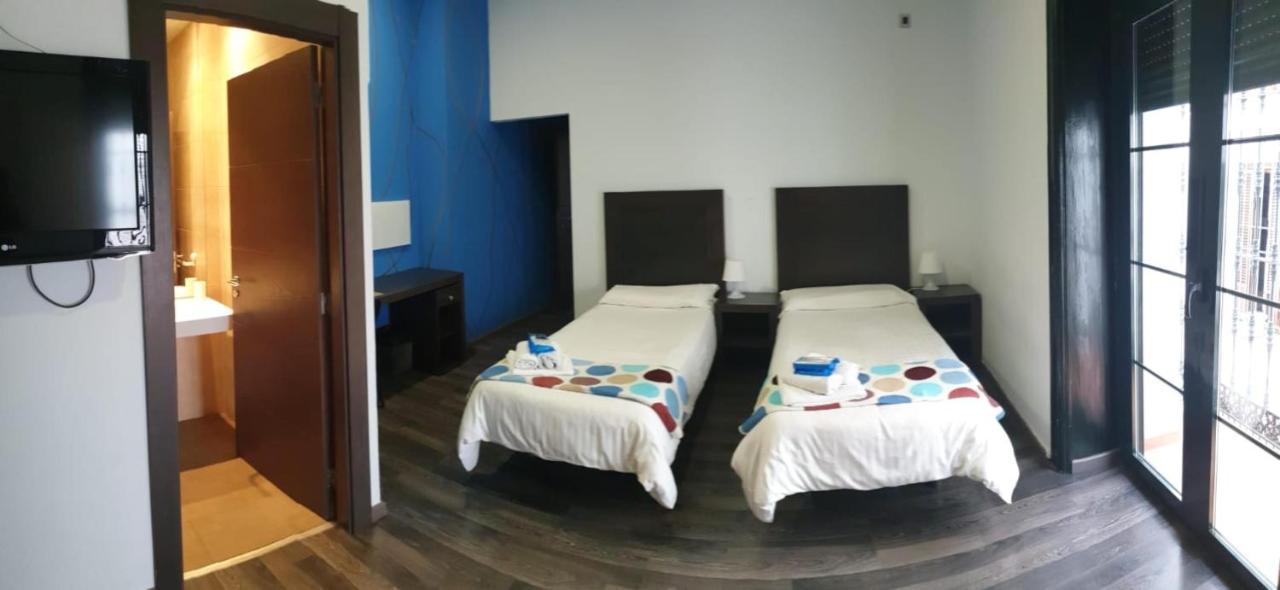 세비야 Residencia Viriato 호스텔 외부 사진