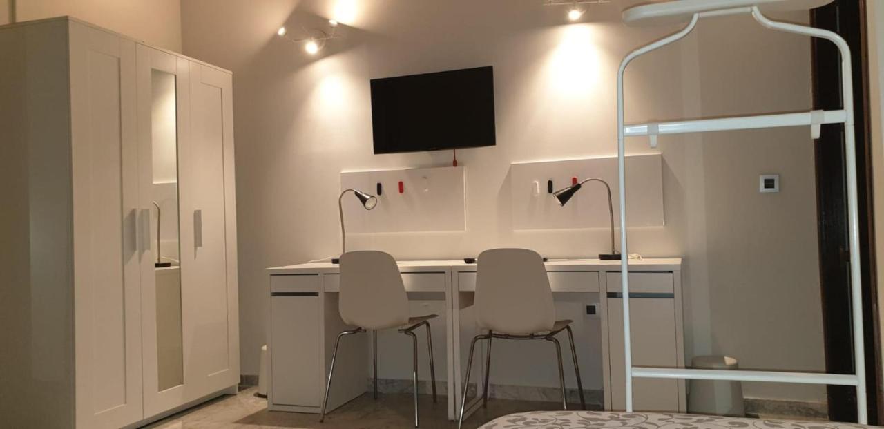 세비야 Residencia Viriato 호스텔 외부 사진